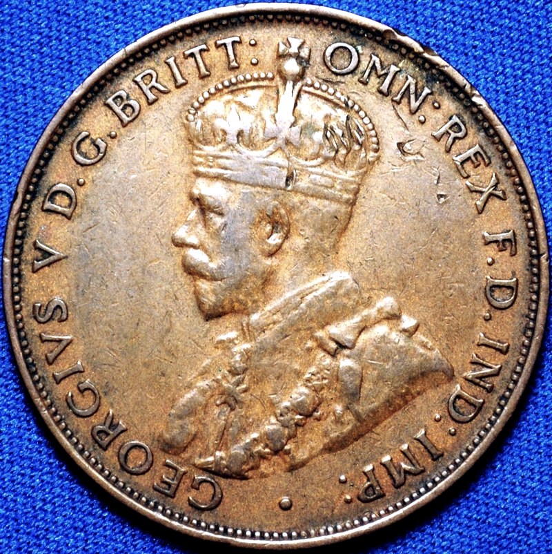 1933/2 overdate Australian Penny, 'aVF', marks